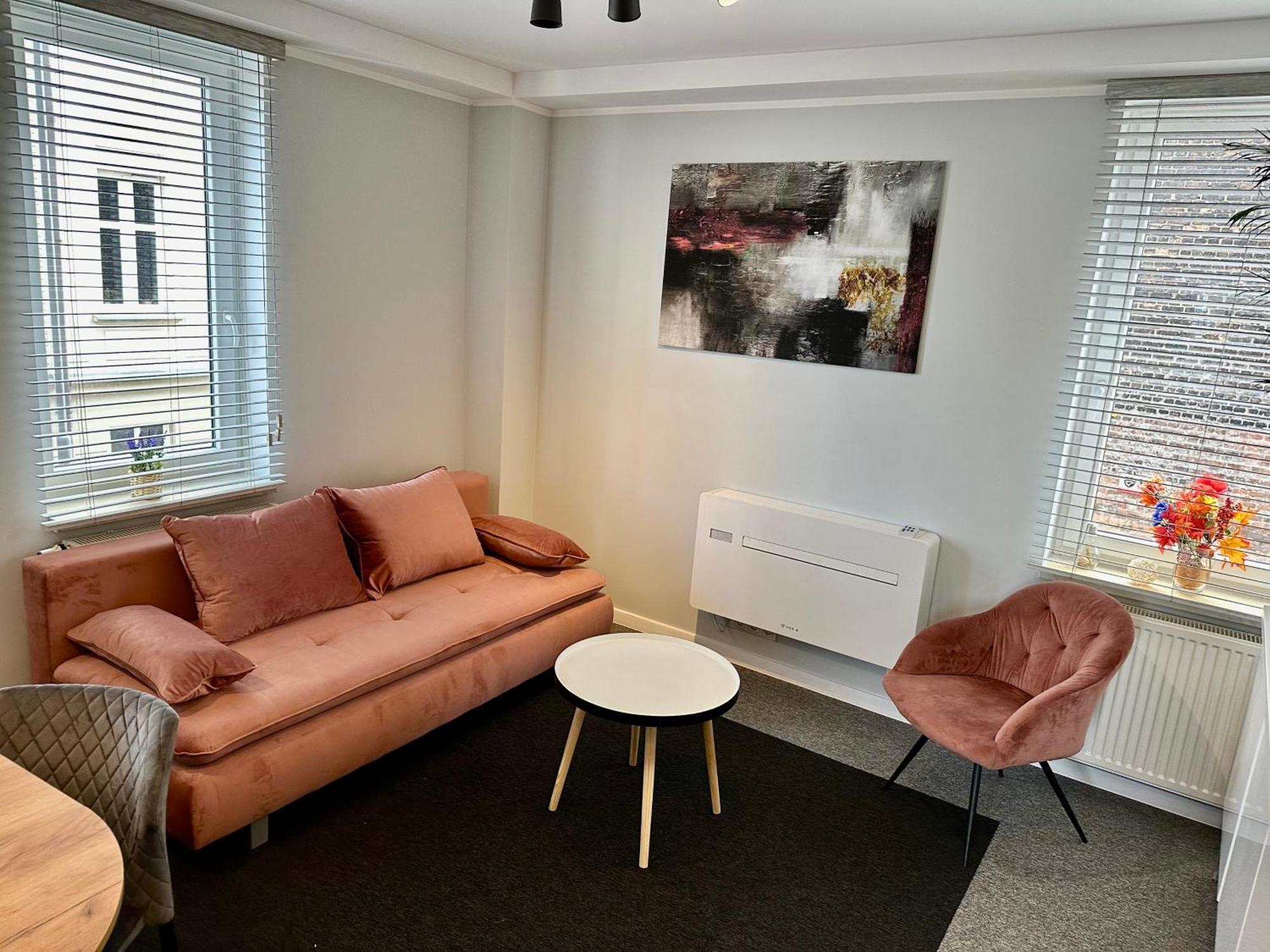Apartamenty 1 Maja 94 カトヴィツェ エクステリア 写真