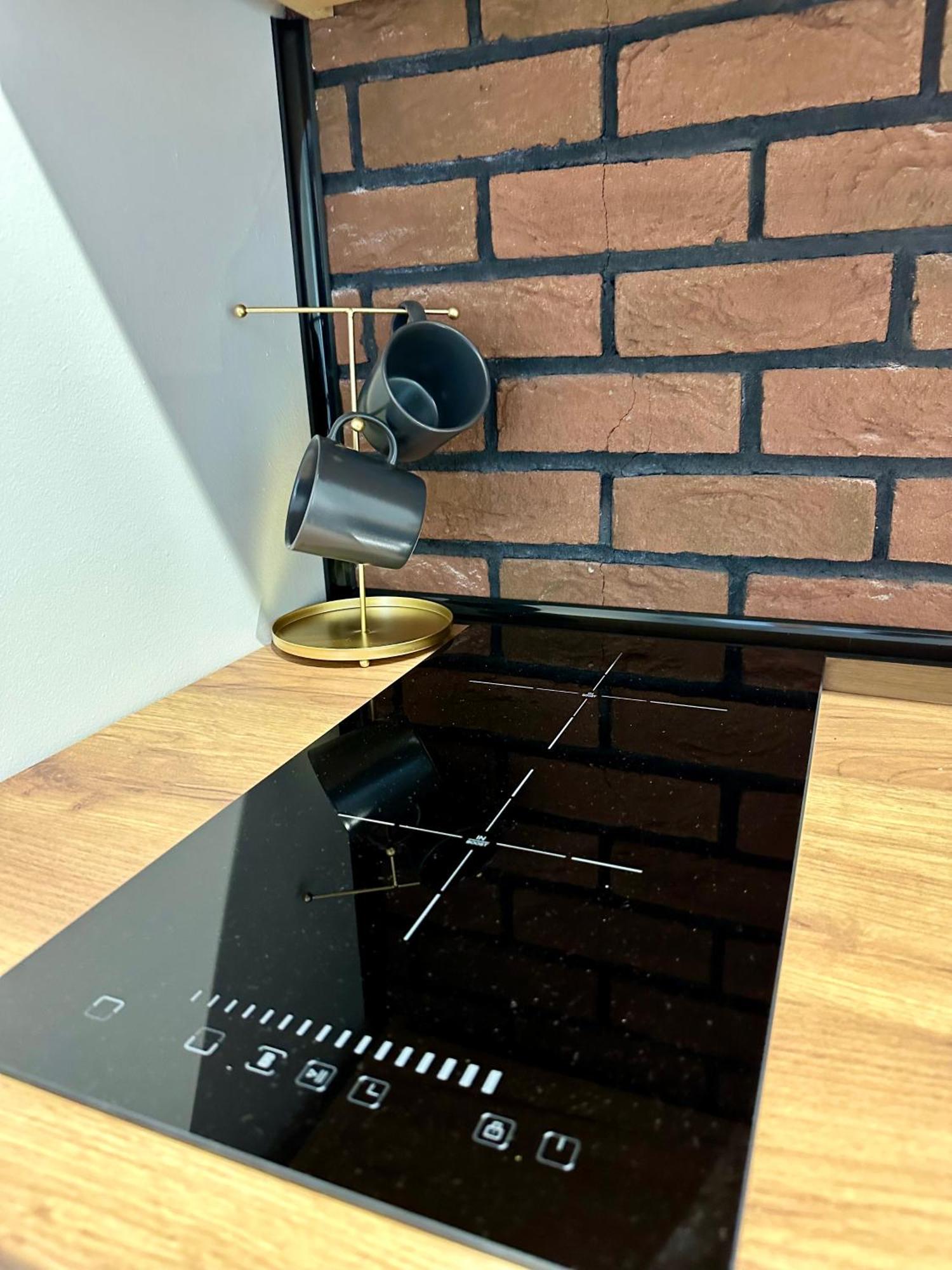 Apartamenty 1 Maja 94 カトヴィツェ エクステリア 写真