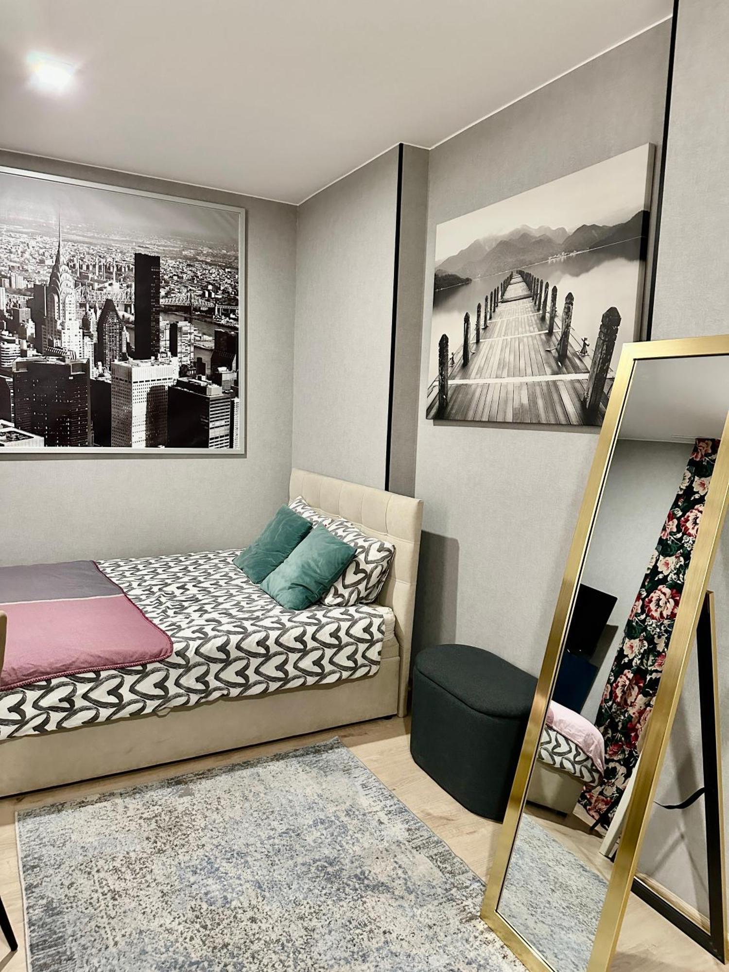 Apartamenty 1 Maja 94 カトヴィツェ エクステリア 写真