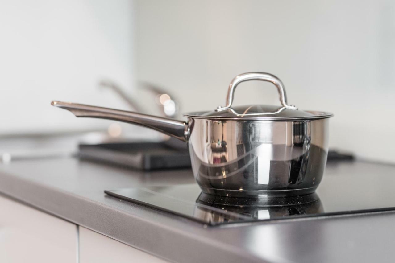 Apartamenty 1 Maja 94 カトヴィツェ エクステリア 写真