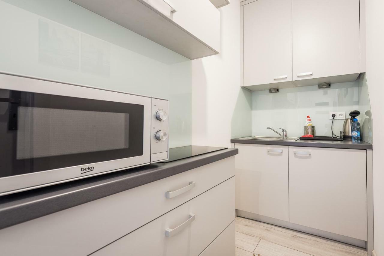 Apartamenty 1 Maja 94 カトヴィツェ エクステリア 写真